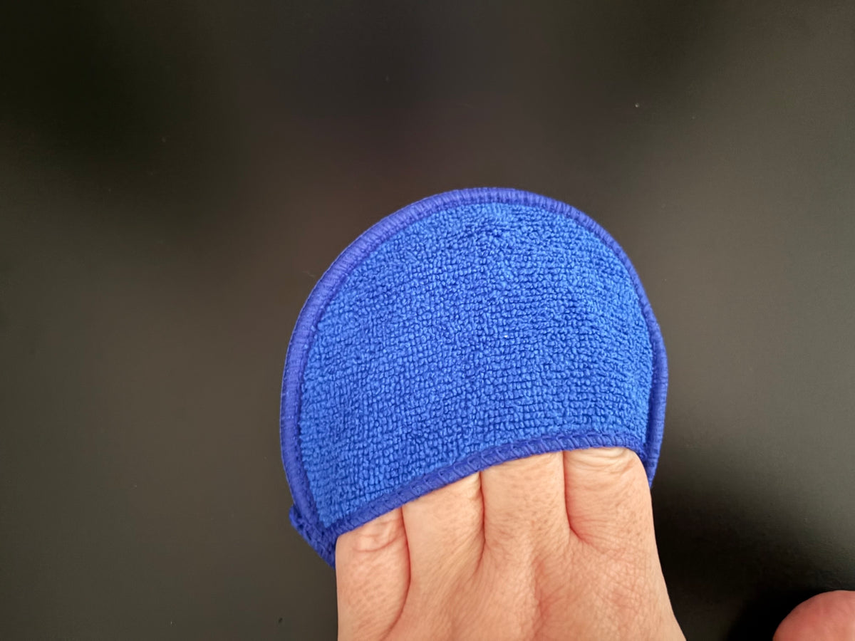 Pad applicateur rond LAB514 bleu, de 13 cm de diamètre.