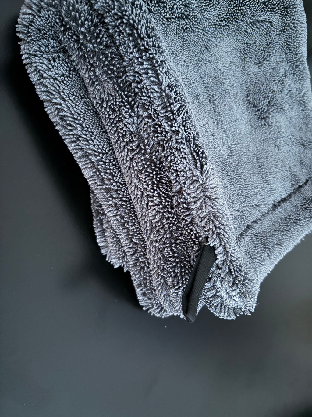 Serviette Microfibre de séchage Mini Twisted Loop 2000GSM LAB514, grise, format 40X40 cm.